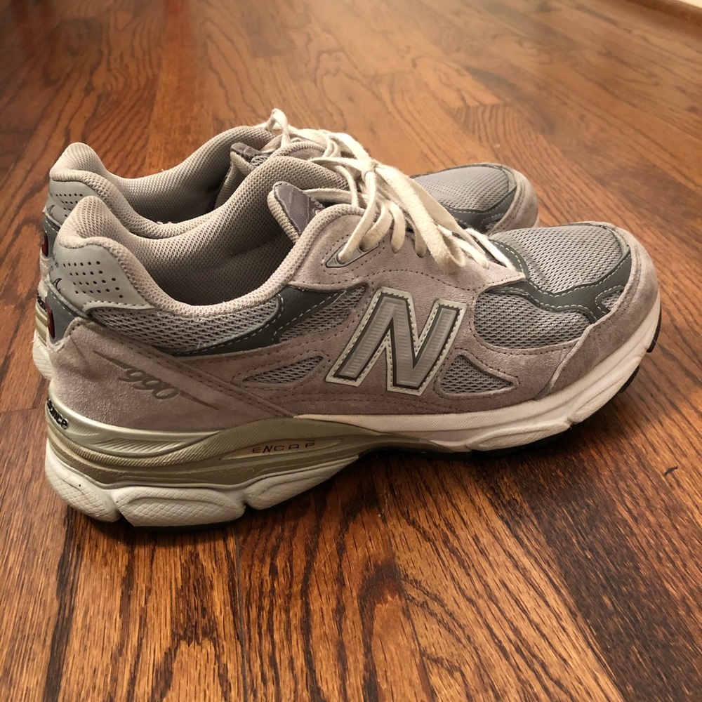 New Balance 990